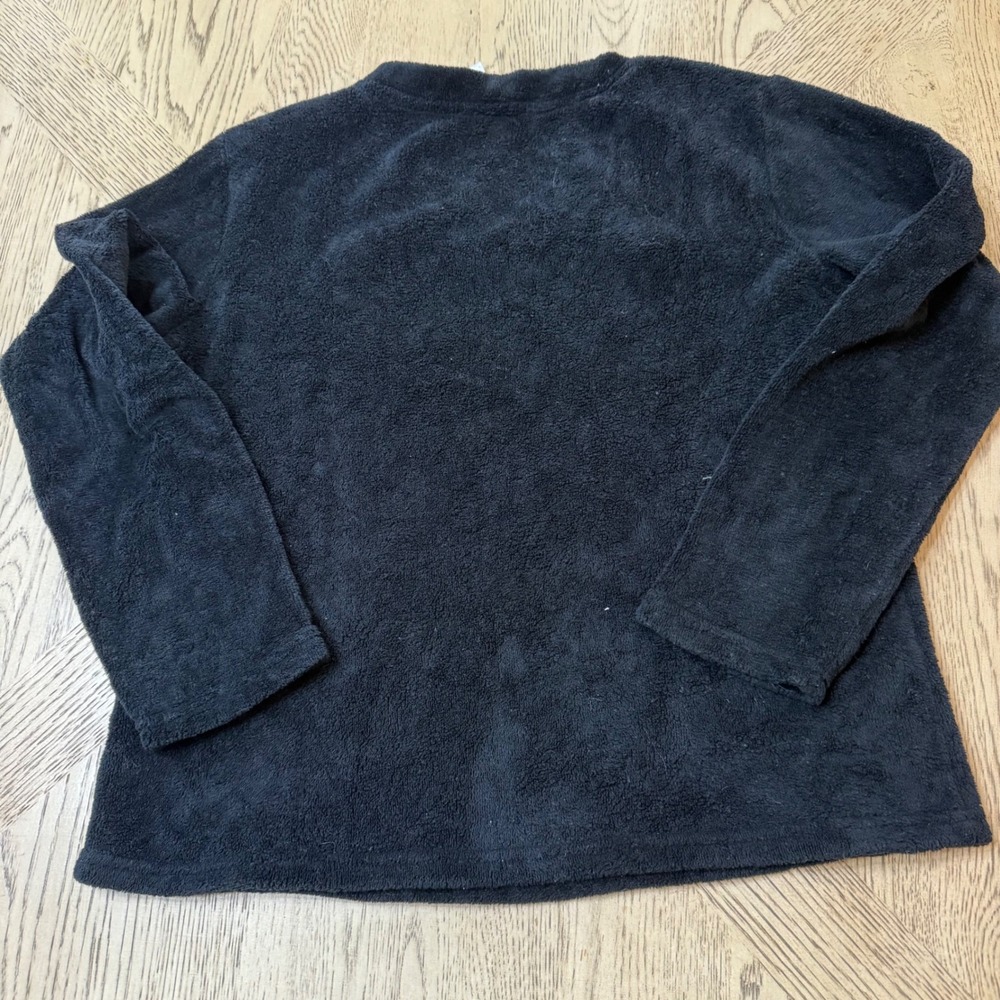 Disney Womens Large Black Plush Pullover Mickey Mouse Embroidered Sleepwear Top - Picture 2 of 7